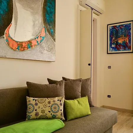 Charming Flat Eva Apartment Milan